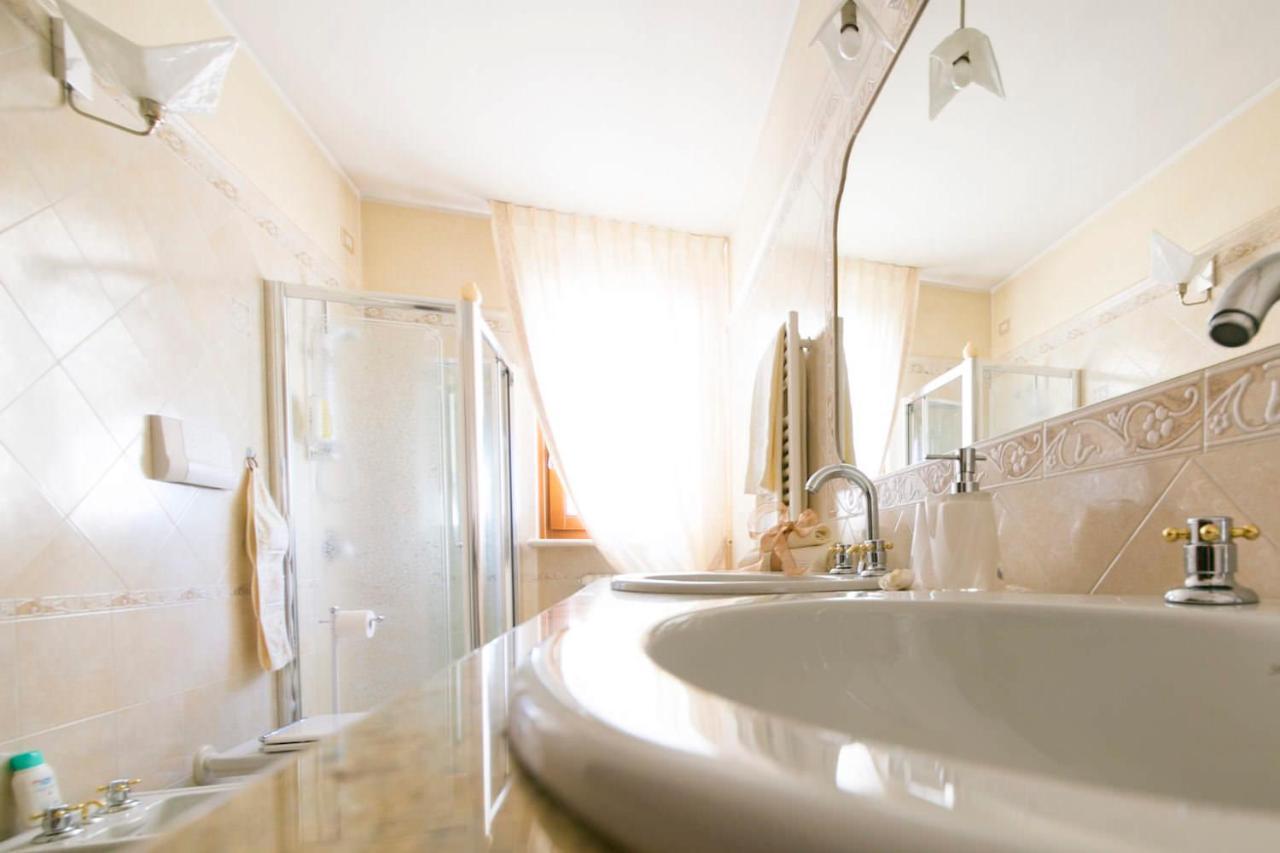 Bed and Breakfast La Casa Di Pimpi Дезенцано-дель-Гарда Екстер'єр фото